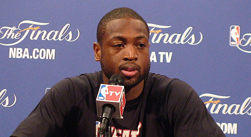 当晚间的官 当晚间的官