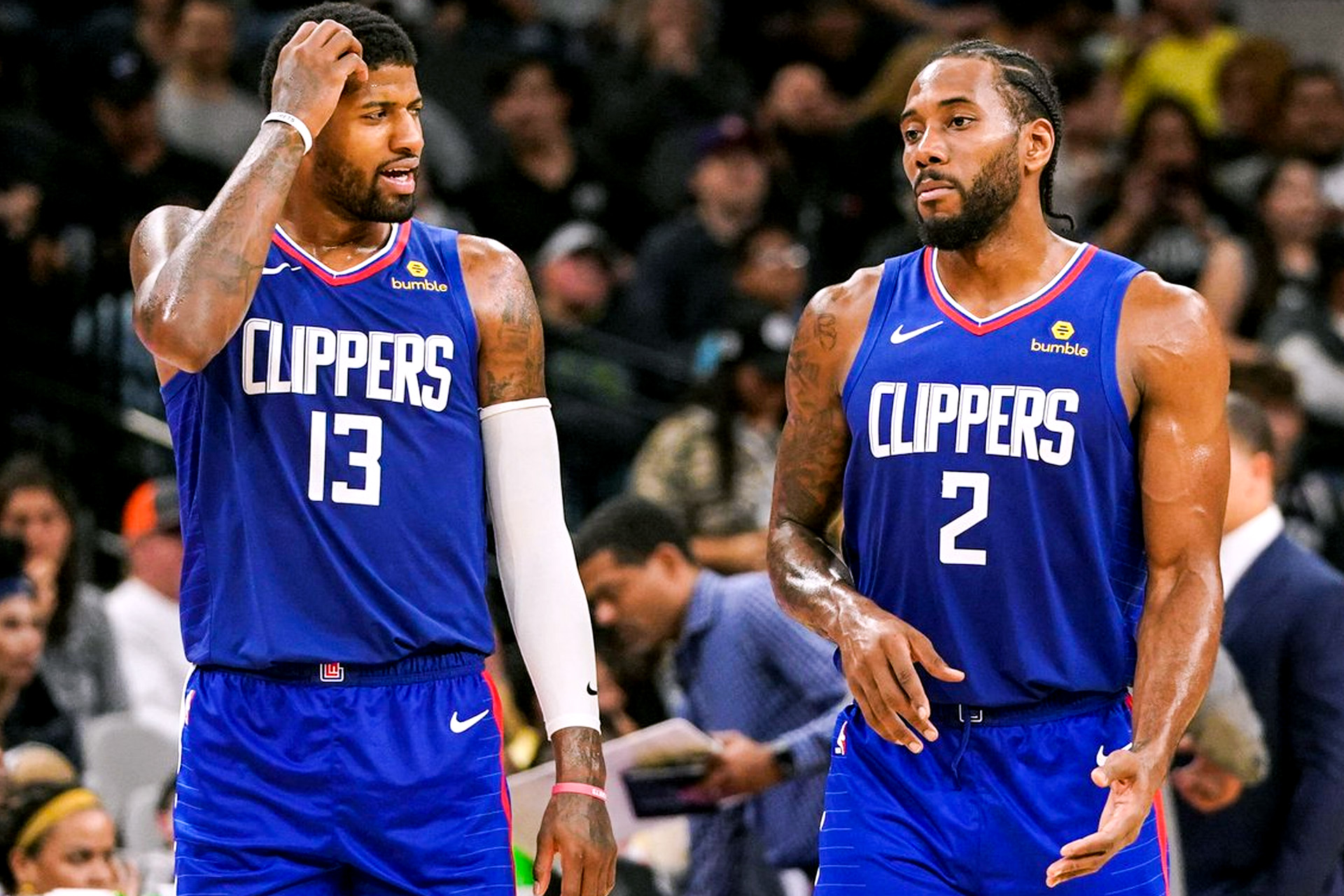 边锋拉宽宽 边锋拉宽宽